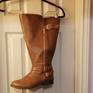 Torrid 9W Wide Calf boots